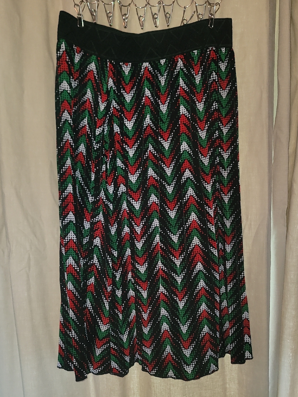 LuLaRoe Black, Red & Green Chevron Maxi Skirt